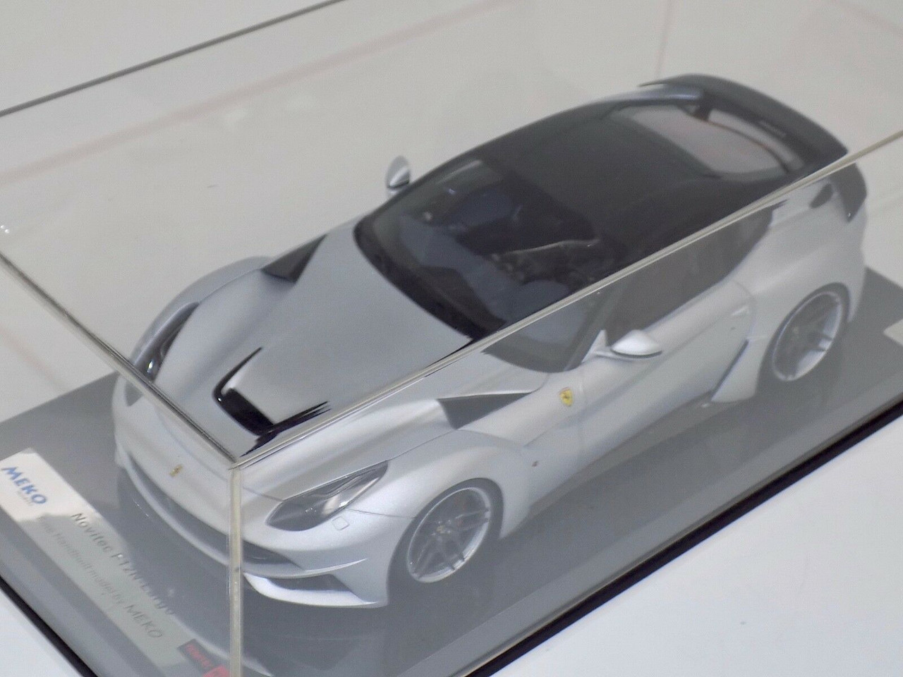 1/18 MEKO Ferrari F12 N-Largo Novitec Rosso Matt Silver with Carbon Base Resin Car Model Limited 05/05