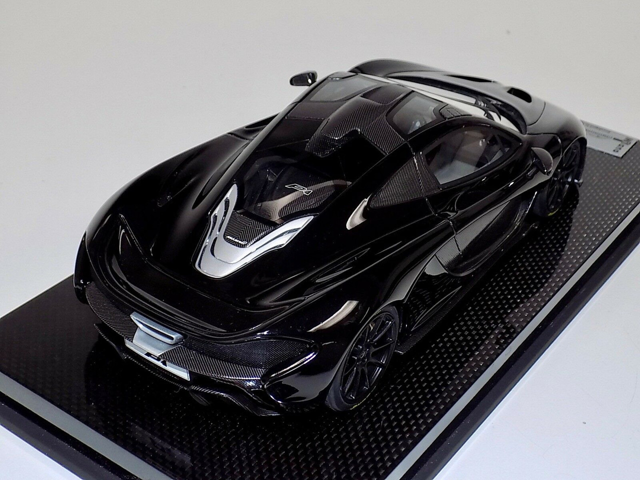 1/18 Tecnomodel McLaren P1 (Gloss Black with Black wheels) with Carbon Base Resin Car Model Limited 01/25