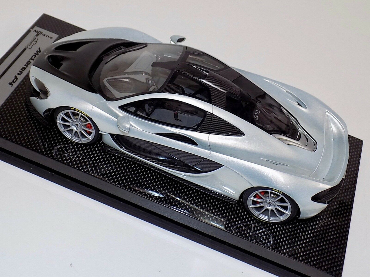 1/18 Tecnomodel McLaren P1 (Ice Silver with Silver wheels & Black Hood) with Carbon Base Resin Car Model Limited 01/10