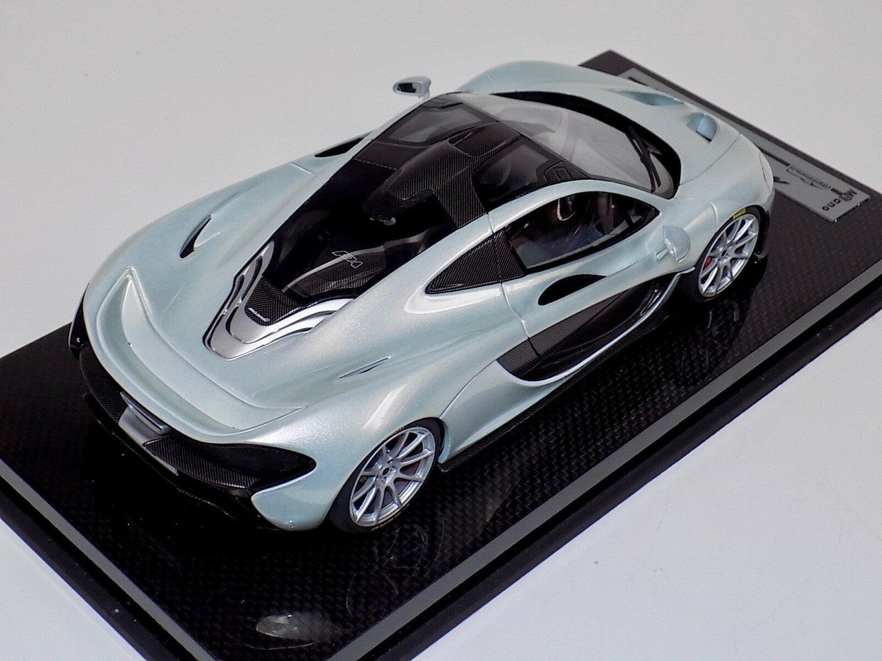 1/18 Tecnomodel McLaren P1 (Ice Silver with Silver wheels) with Carbon Base Resin Car Model Limited 01/15