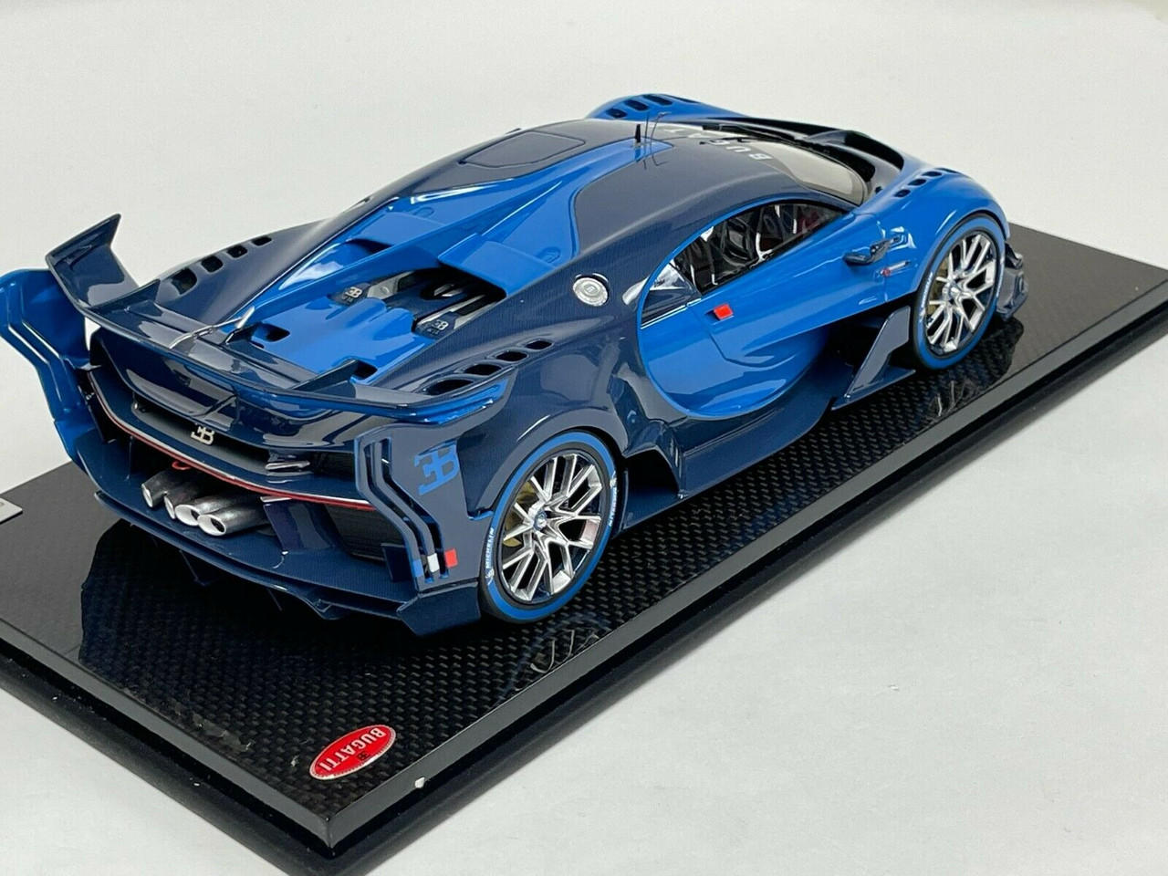 1/18 MR Bugatti Chiron VGT Vision GT (Blue) w/ Certificate Limited #372/499