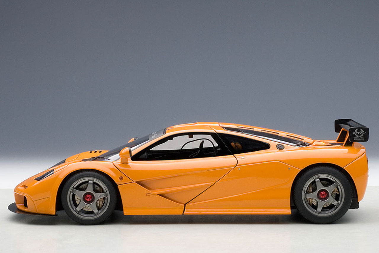 1/18 AUTOart McLaren F1 LM Edition (Historic Orange) Fully Open Car Model