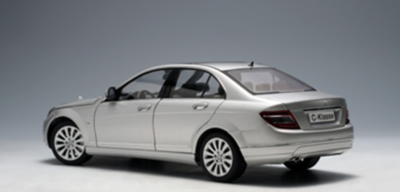 1/18 AUTOart Mercedes-Benz C-Class W204 (2007-2014) Limousine Elegance - Silver Diecast Car Model