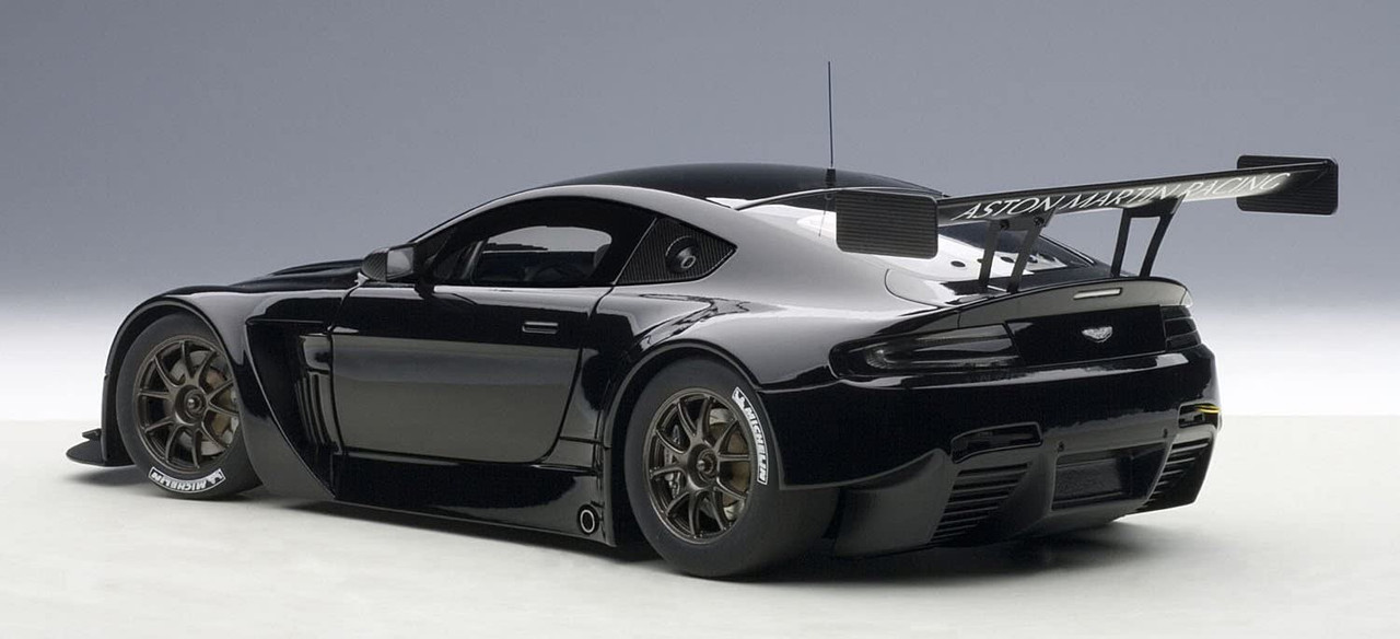 1/18 AUTOart 2013 Aston Martin V12 Vantage GT3 (Black) Composite Car Model