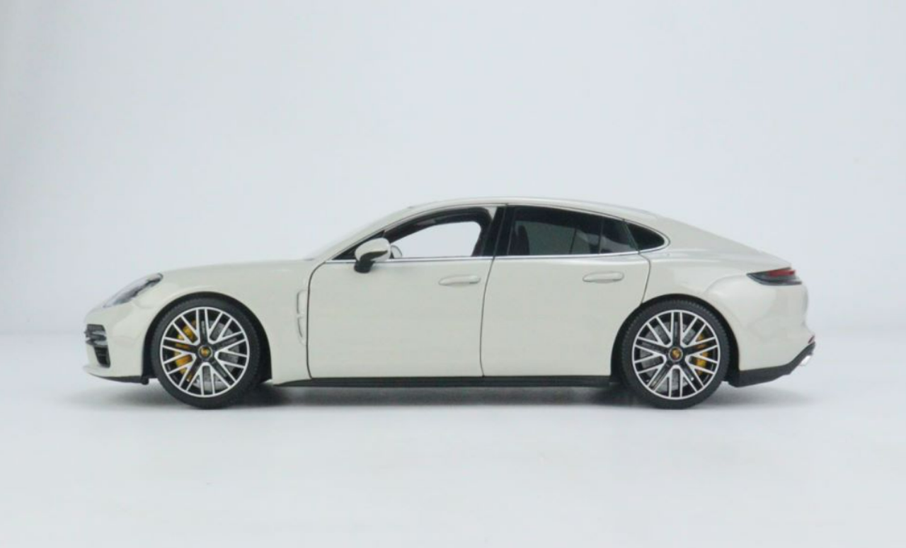 1/18 Minichamps Porsche Panamera Turbo S (Light Crayon Grey) Fully Open Diecast Car Model Limited 500 Pieces