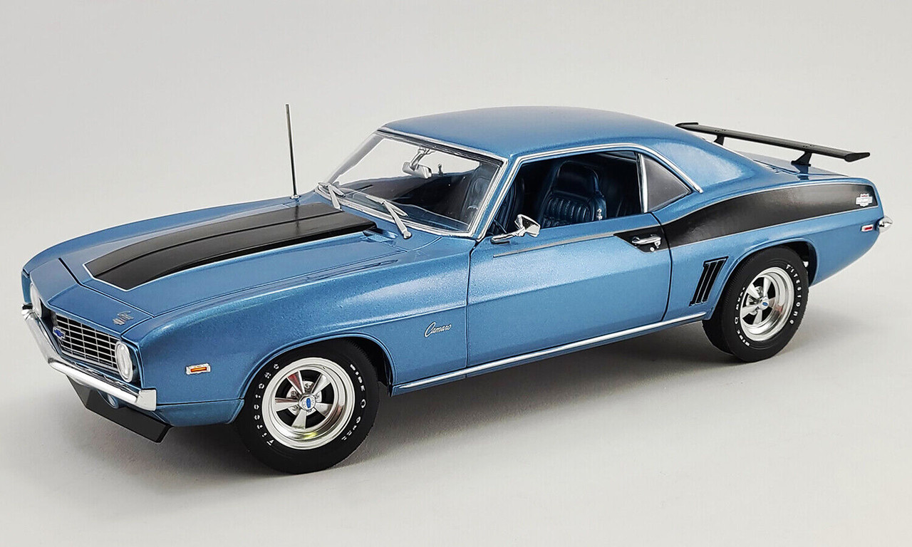 1/18 ACME 1969 Chevrolet COPO Camaro Glacier Blue Metallic with Matt Black Stripes Diecast Car Model