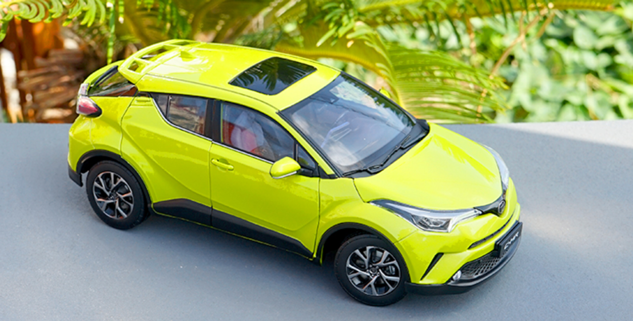 1/18 Dealer Edition Toyota C-HR CHR IZOA (Yellow) Diecast Model