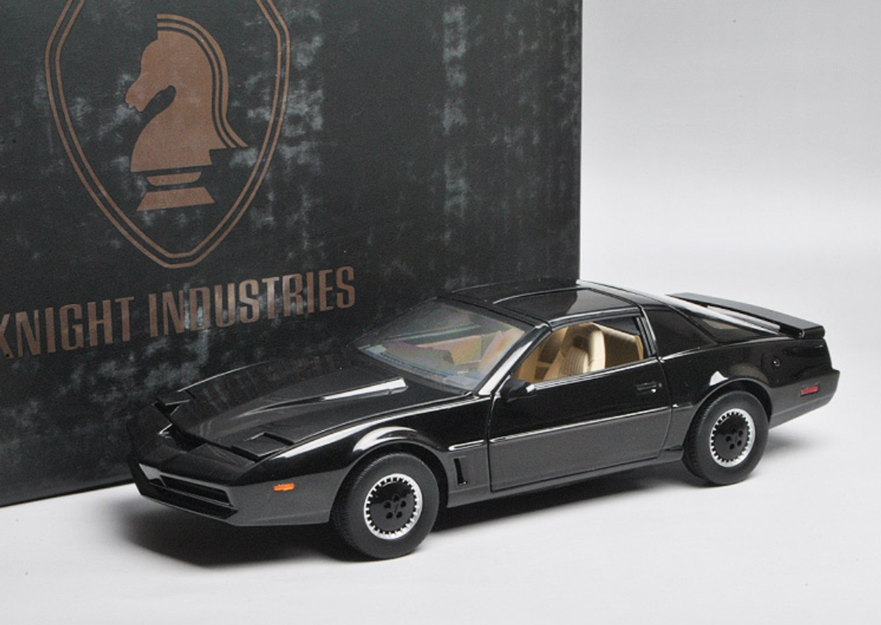 hot wheels elite kitt with voice box