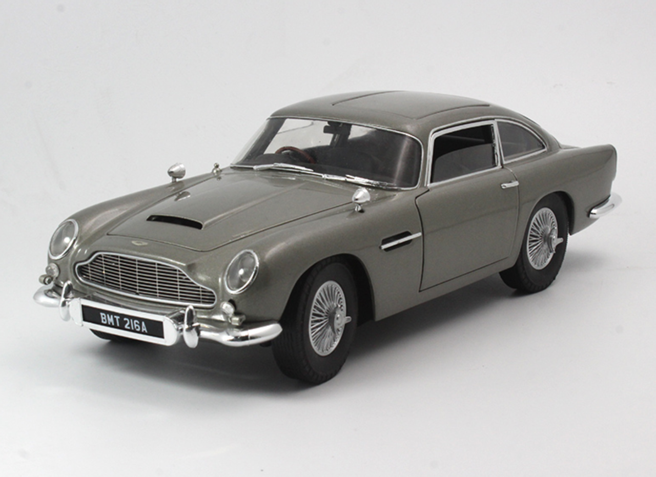 hot wheels james bond aston martin