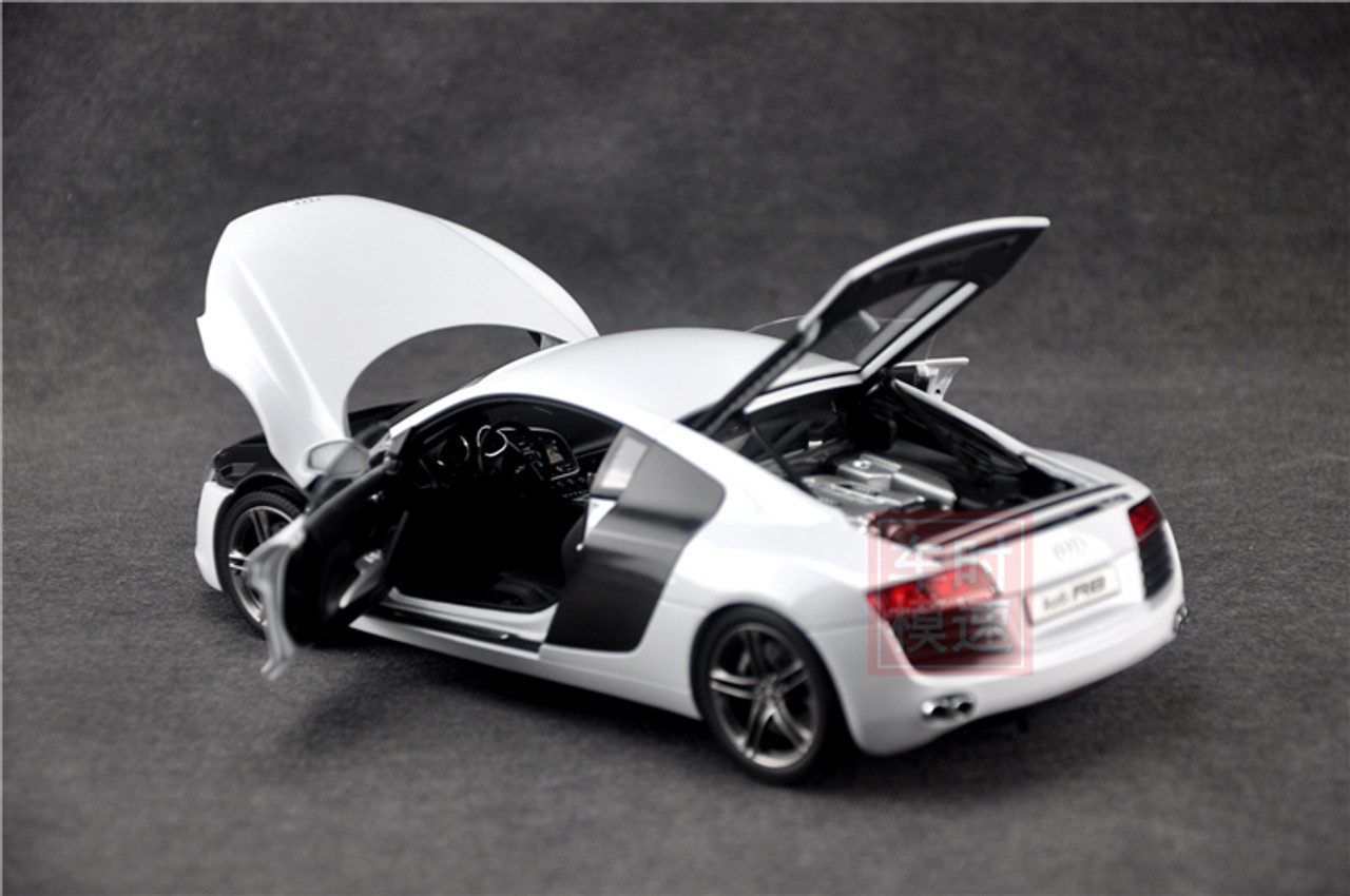 audi r8 diecast model