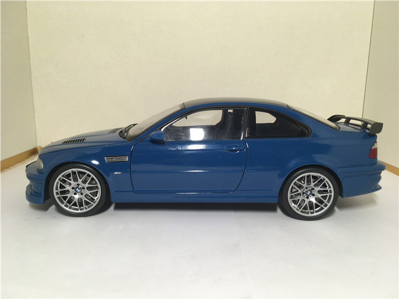 1/18 Kyosho BMW E46 M3 GTR (Blue) Diecast Car Model