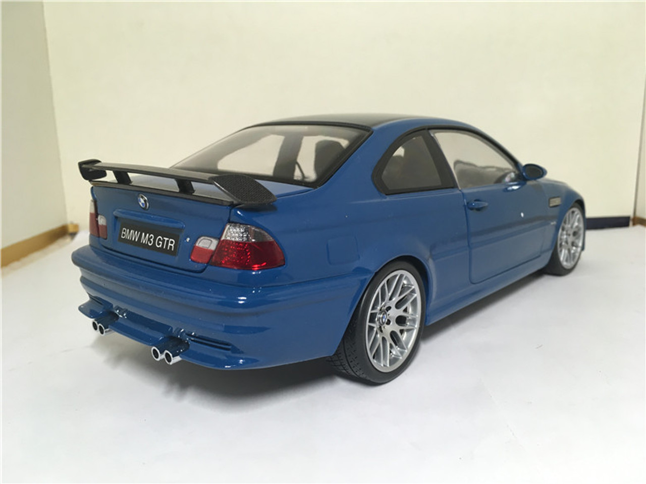 1/18 Kyosho BMW E46 M3 GTR (Blue) Diecast Car Model - LIVECARMODEL.com