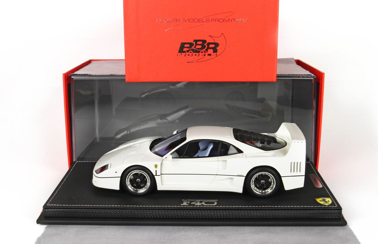 【好評セール】BBR 1/18 フェラーリ F40 1987 ホワイト 24台限定 BBR 1:18 Ferrari ディスプレイケース付き 乗用車