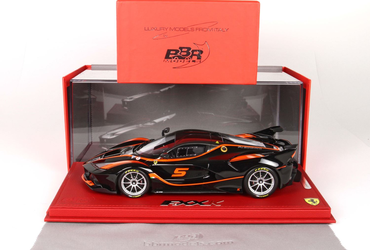 1/18 BBR Ferrari FXXK 2016 - Car No. 5 Black DS 1250 Glossy - With Showcase Resin Car Model Limited 59 PIeces