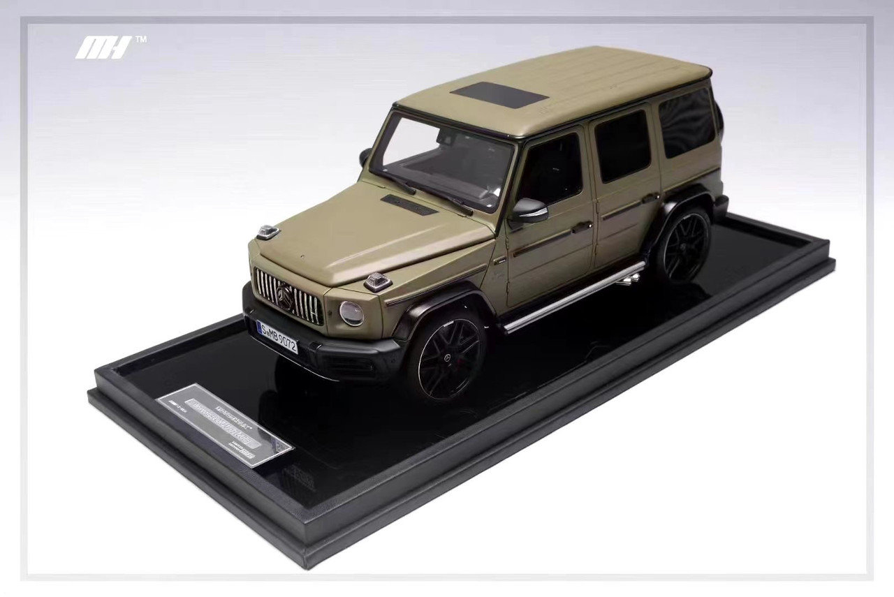 1/18 Motorhelix Mercedes-Benz Mercedes G-Class G63 AMG (Army Green) Resin Car Model Limited 99 Pieces