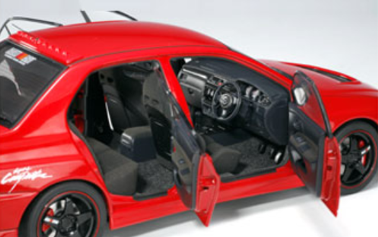 オートアート 三菱 ランサーエボリューション9 RALLIART 1:18 AUTOart Evo 9 Ralliart | 1/18 AUTOart Mitsubishi