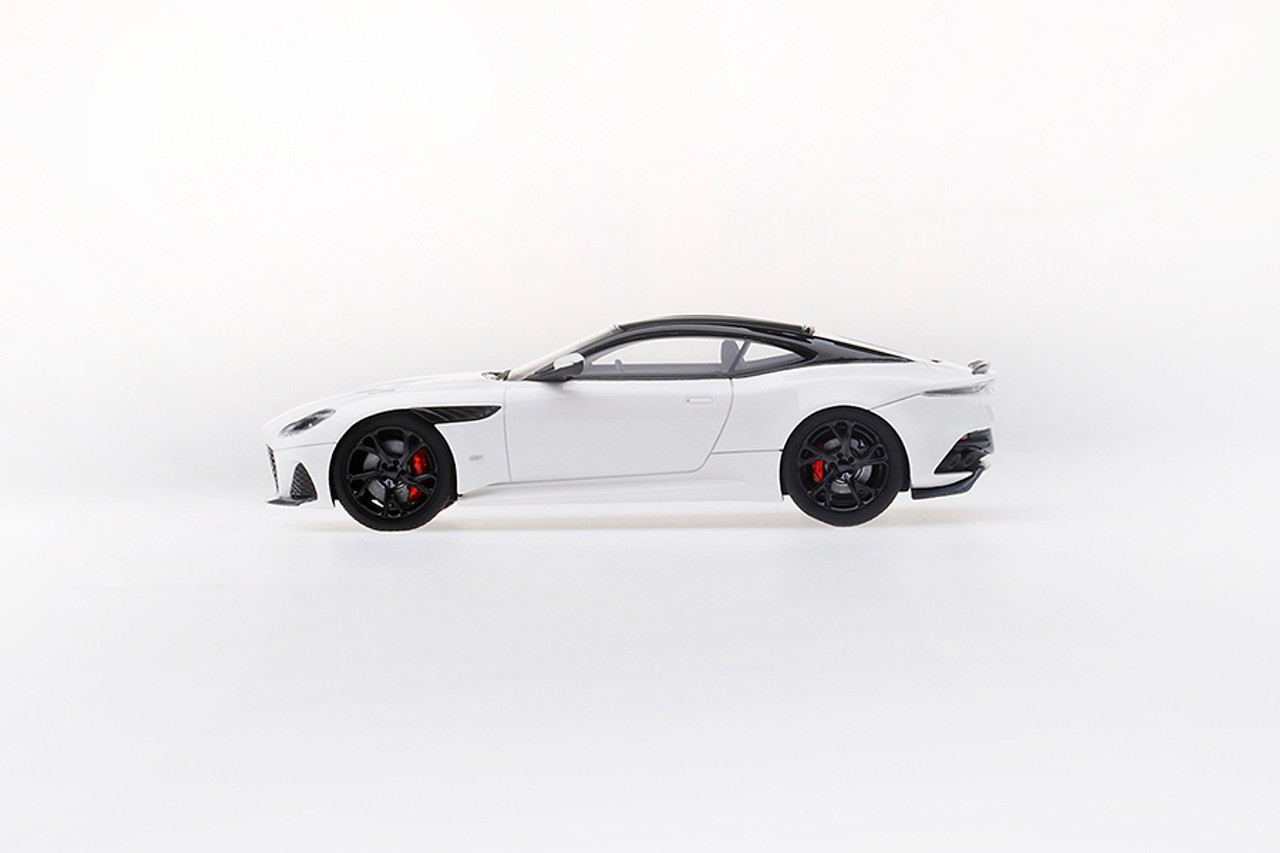 1/43 Aston Martin DBS Supperleggera Stratus White Resin Car Model