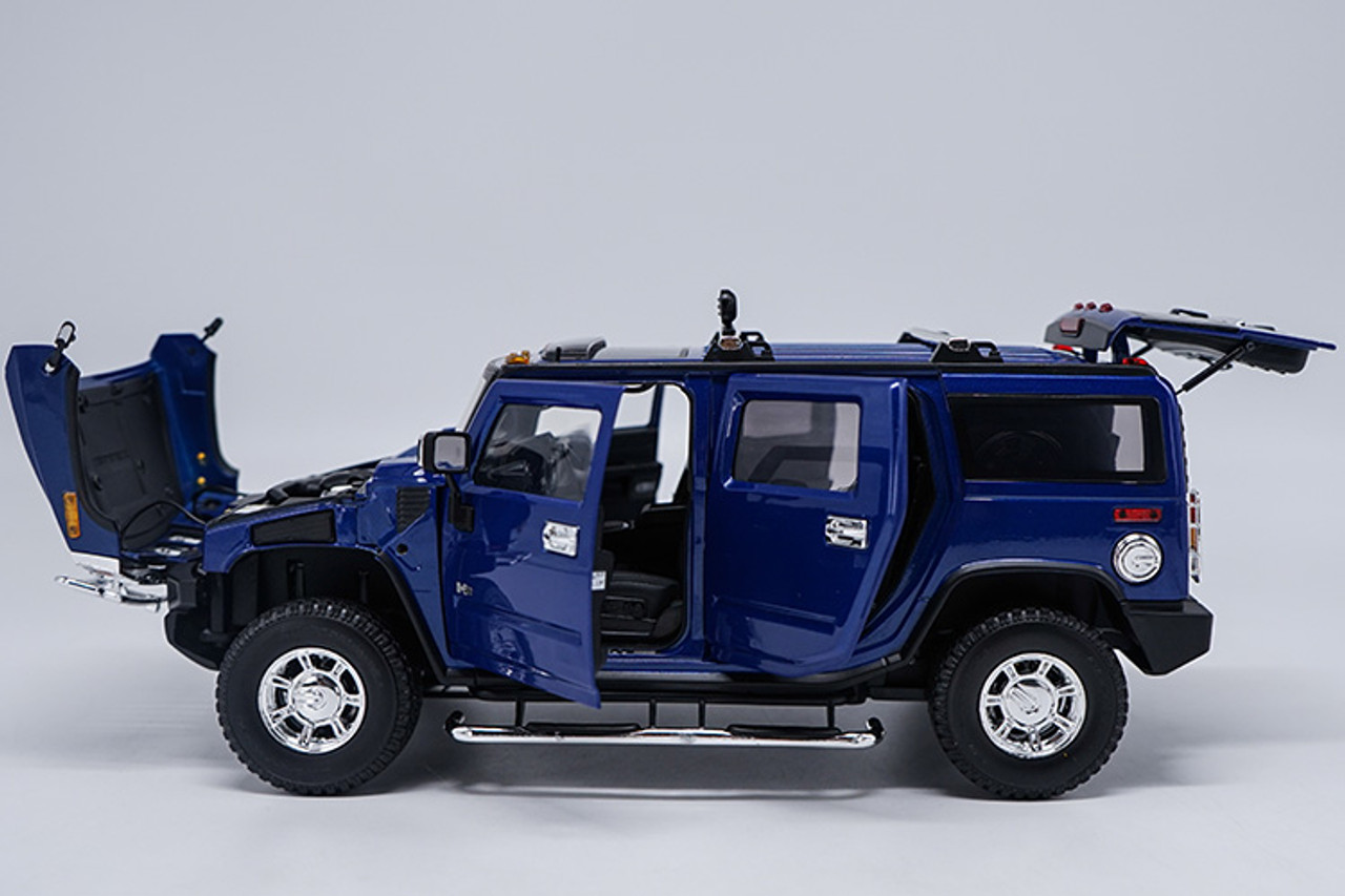 1/18 Highway 61 Highway61 Hummer H2 (Blue) Diecast Model