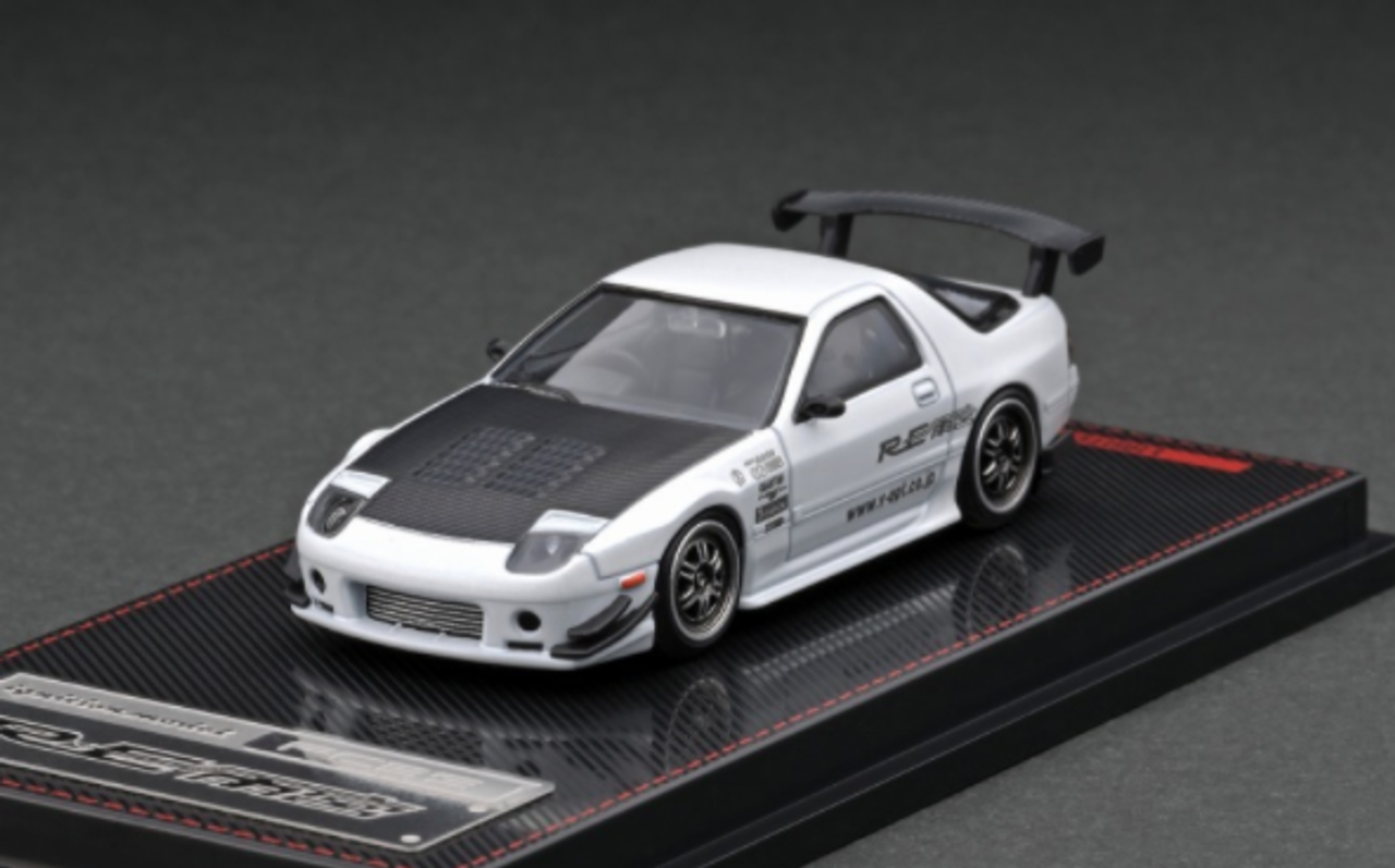 1/64 Ignition Model Mazda RX-7 (FC3S) RE Amemiya Matte Pearl White Diecast Car Model