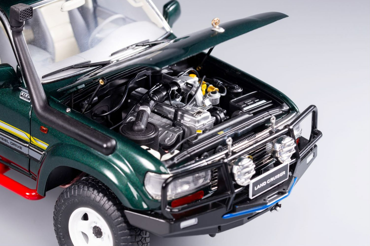 1/18 Kengfai Toyota Land Cruiser 80 LC80 Modified Edition (Green) Diecast Car Model
