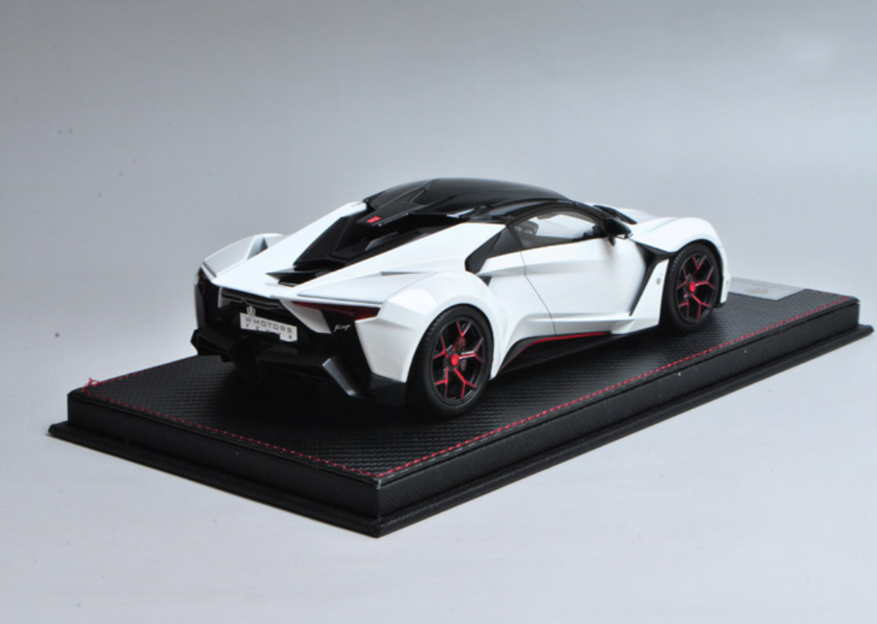 セール 国内 1/18 Frontiart Sophiart Lykan Fenyr (White) Resin Car Model ミニカー
