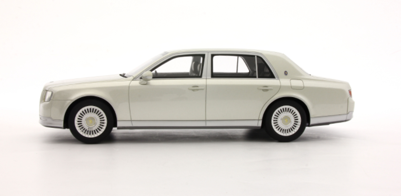 1/18 Kyosho Toyota Century (Silver) Resin Car Model  Limit 700 Pieces 