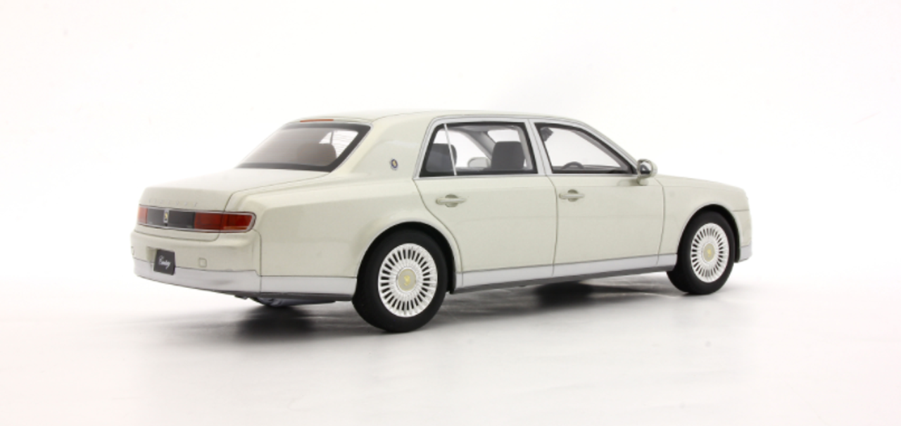 1/18 Kyosho Toyota Century (Silver) Resin Car Model  Limit 700 Pieces 