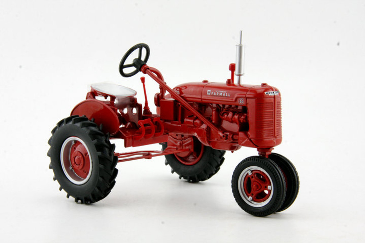 1/16 ERTL Farmall B Tractor Diecast Model