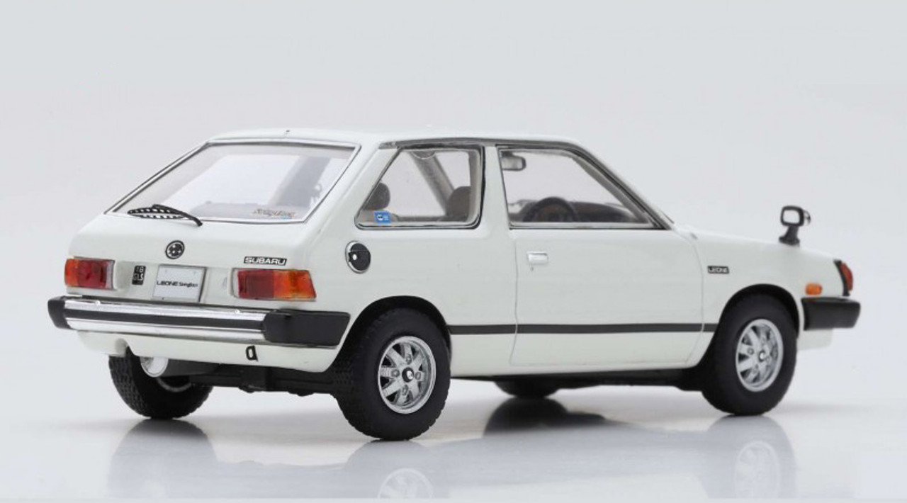 LEONE SwatBack ホワイトミニカー 1/43 SUBARU Leone Swing Back 1979 Car Model - LIVECARMODEL.com