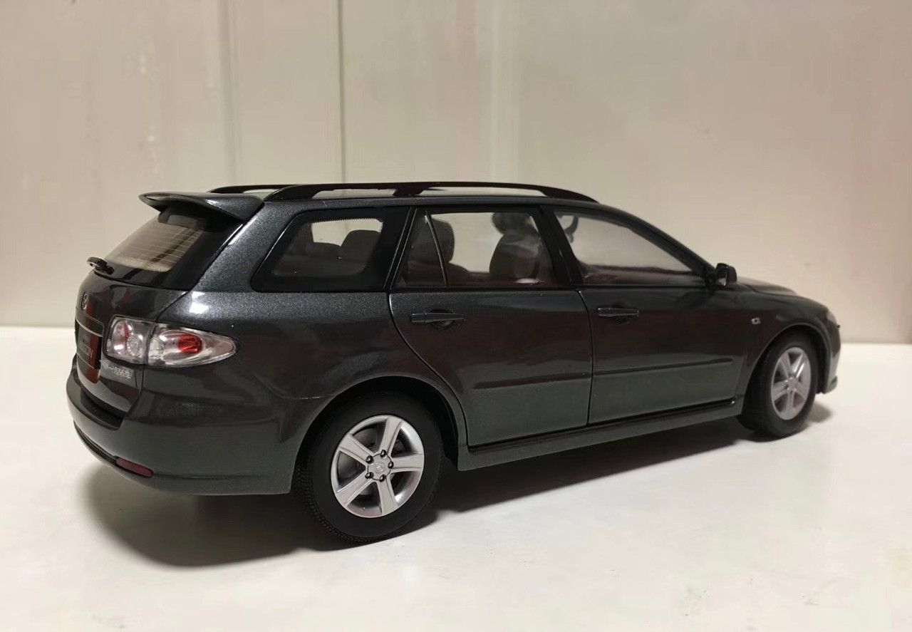 1/18 Dealer Edition 1st Generation 2002-2008 Mazda 6 Wagon Touring / Atenza (Grey) Diecast Car Model
