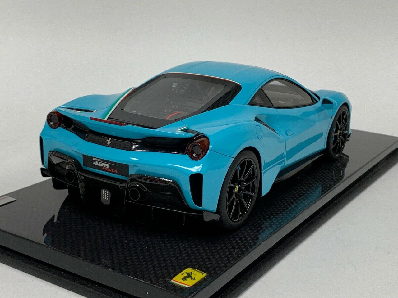 ☆激レア絶版☆世界10台*Misha Designs特注*1/18*Ferrari 488 Coupe