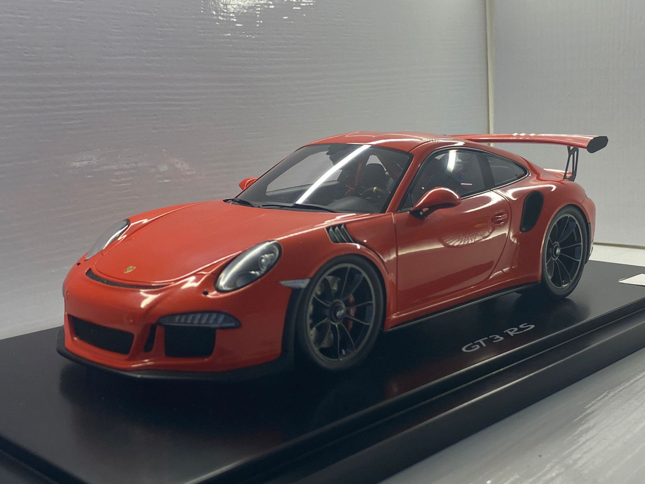 1/18 Dealer Edition Porsche 991 911 GT3 RS (Lava Orange) with Showcase Car Model