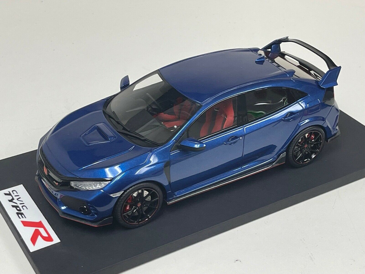 1/18 MH Motorhelix Honda Civic Type-R Type R FK8 (Gloss Metallic Blue with Black Base) Resin Car Model