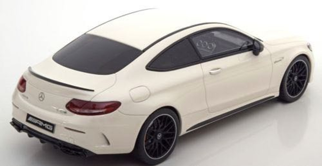 1/18 GT Spirit GTSpirit Mercedes-Benz MB C-Class C63S C63 AMG Couple (White) Resin Car Model