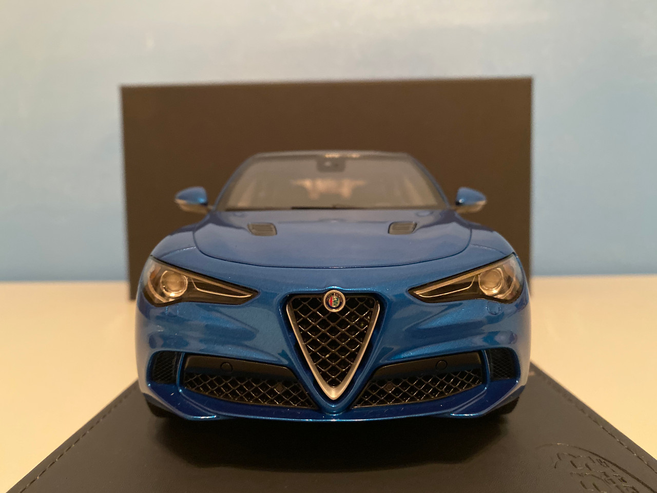 Damaged & Repaired AS-IS 1/18 BBR Alfa Romeo Stelvio Quadrifoglio (Blue Blu Misano) Limited Resin Car Model