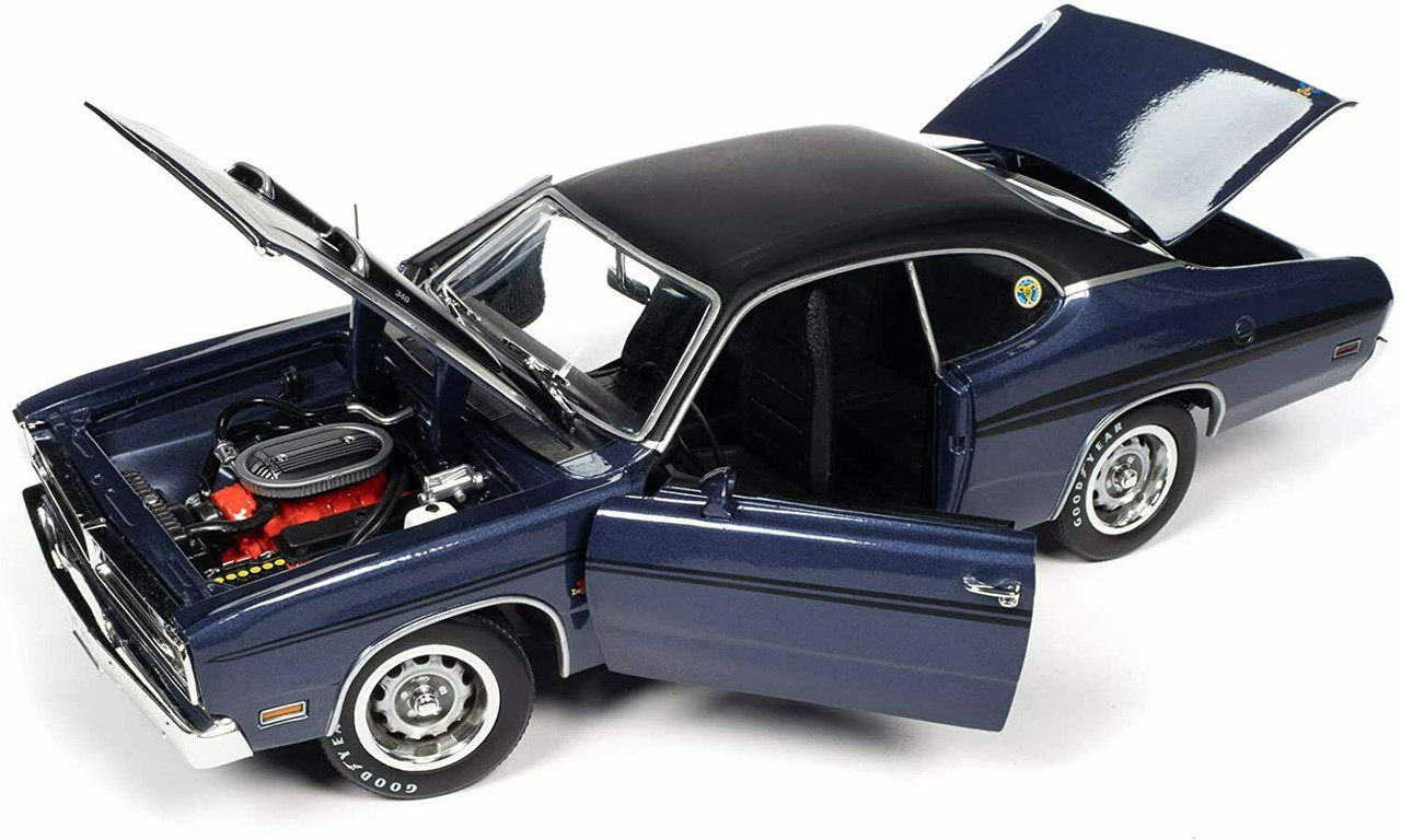 1/18 Auto World 1971 Dodge Demon GSS Mr. Norm's (Purple with Matte