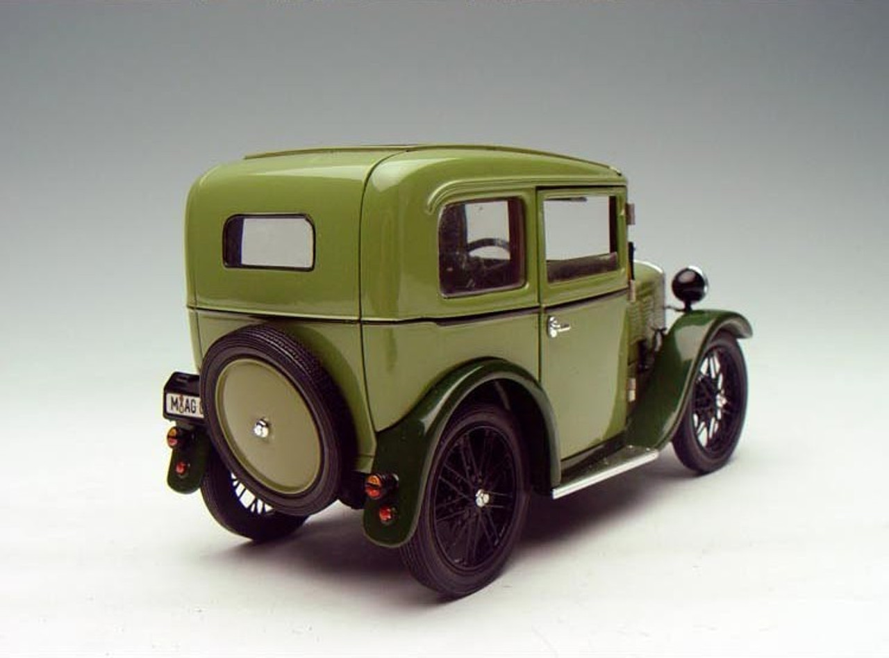 No219ミニカー1/18箱ありRICKO  DIXI 1/18 Ricko 1927 First BMW Dixi 315 (Green) Diecast Car Model