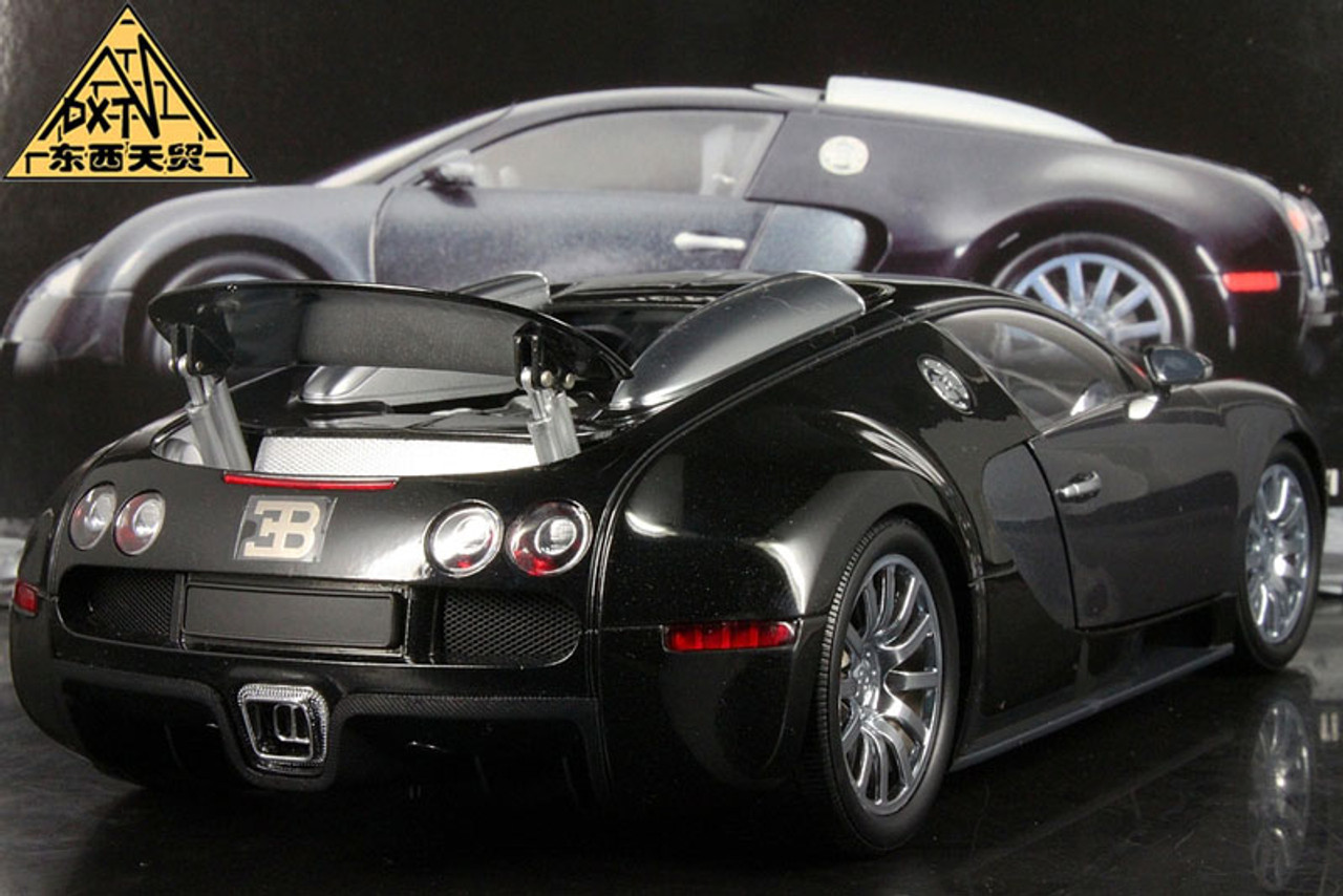 1/18 Minichamps Bugatti Veyron 16.4 (Black / Grey) Diecast Car 