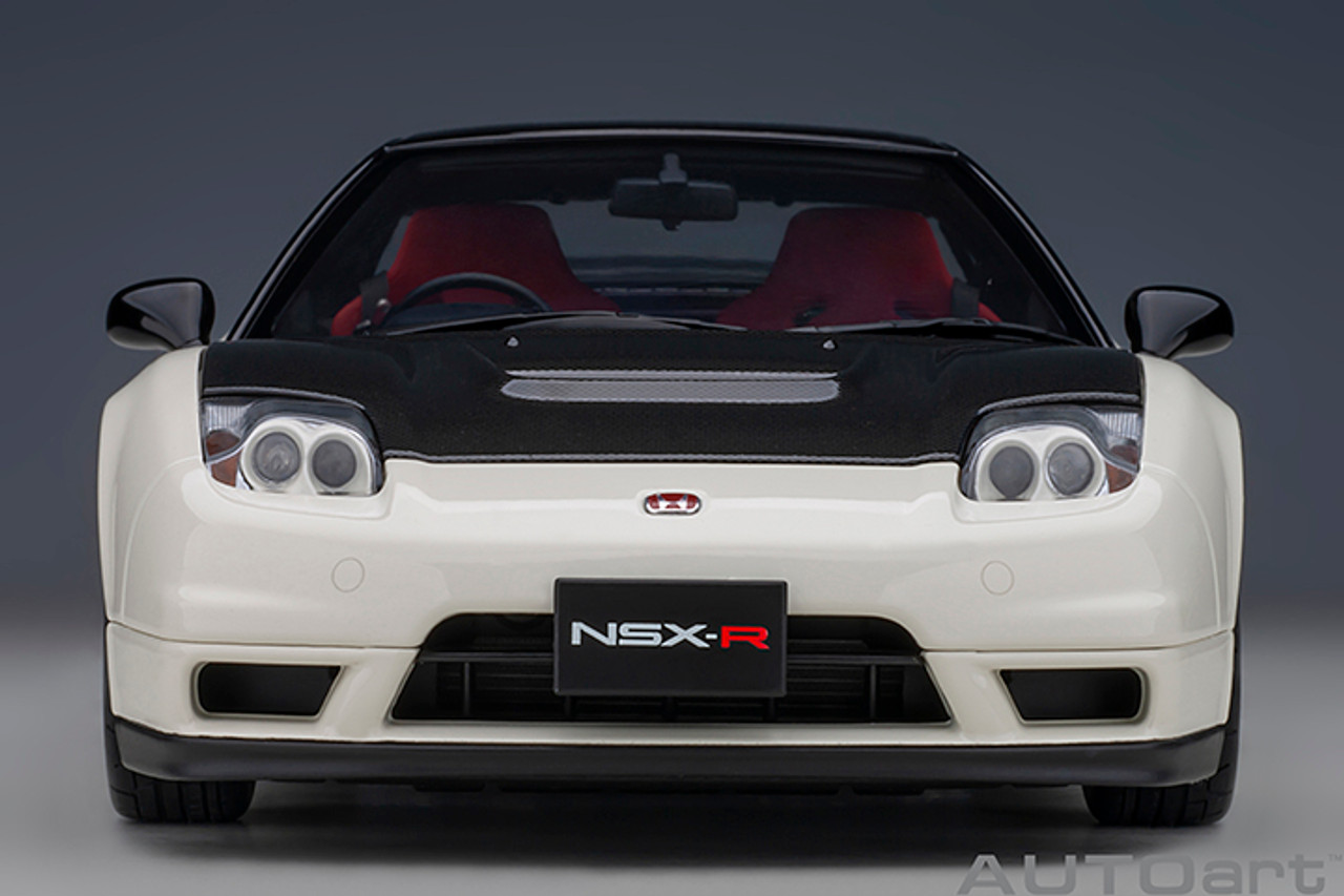 1/18 AUTOart Honda NSX NSX-R (NA2) (Championship White with Black Carbon Fiber Version) Pearl Car Model