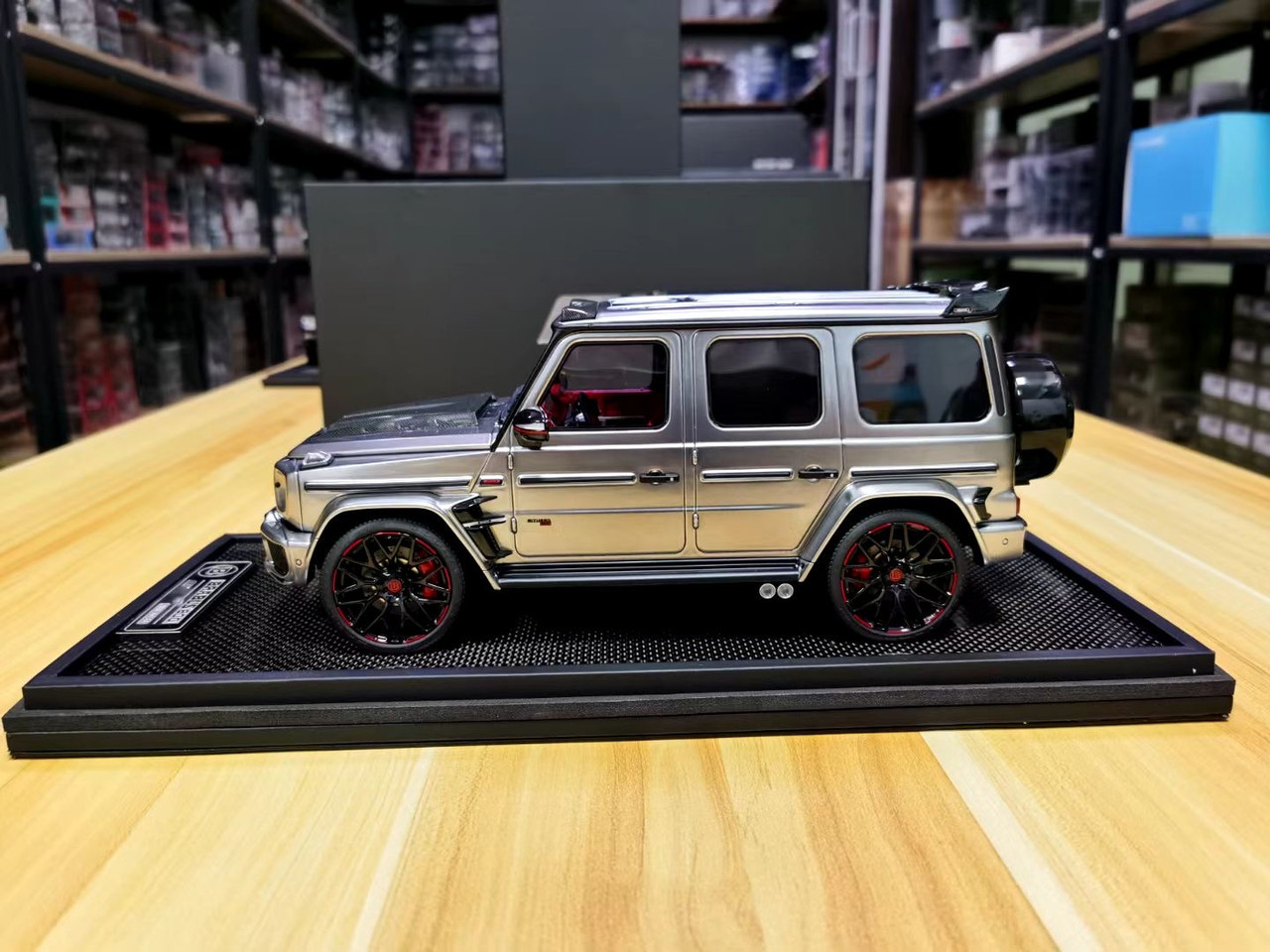 1/18 MH Motorhelix Mercedes-Benz G63 AMG Brabus 800 (Silver) Resin Car Model Limited 66 Pieces