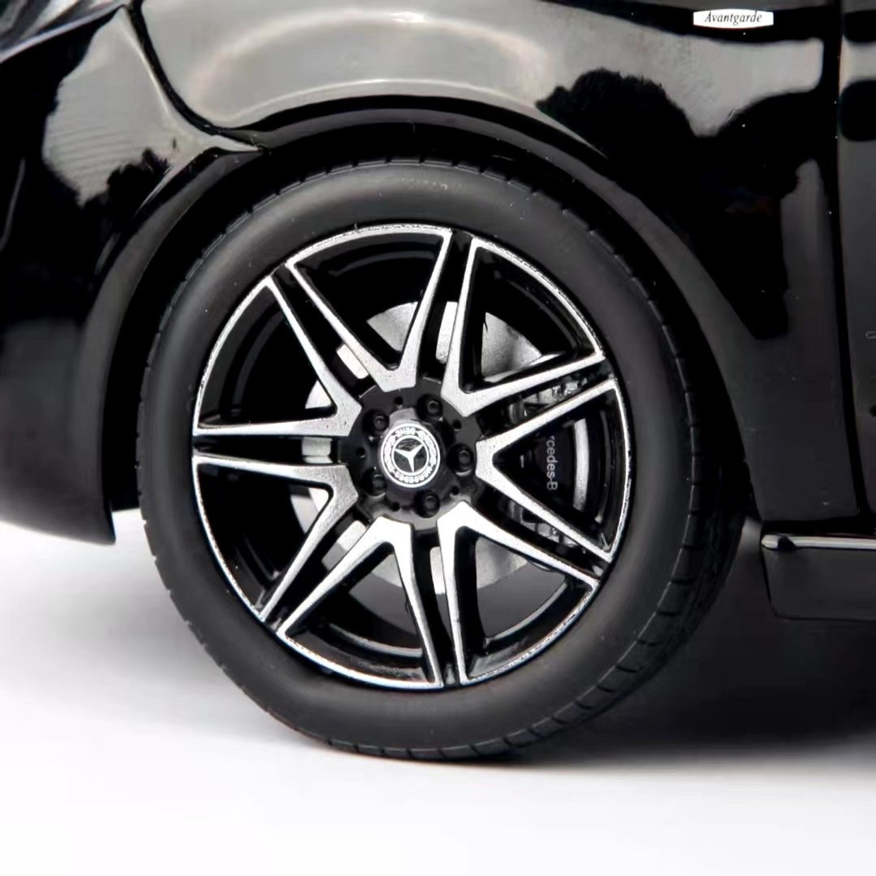 1/18 Norev Mercedes-Benz V-Class V-Klasse Viano Vito AMG-Line (Black) Diecast Car Model