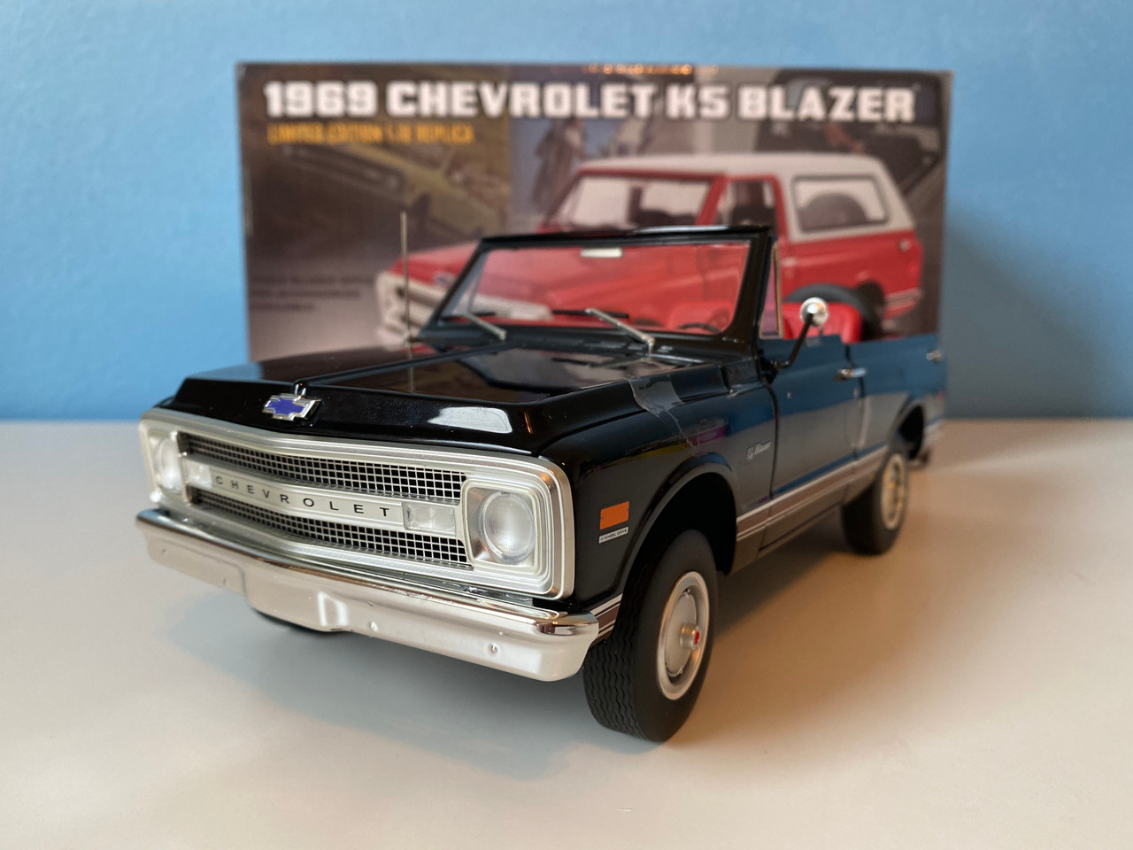 1/18 1969 Chevrolet Chevy K5 Blazer (Black) Diecast Car Model Limited 120 Pieces