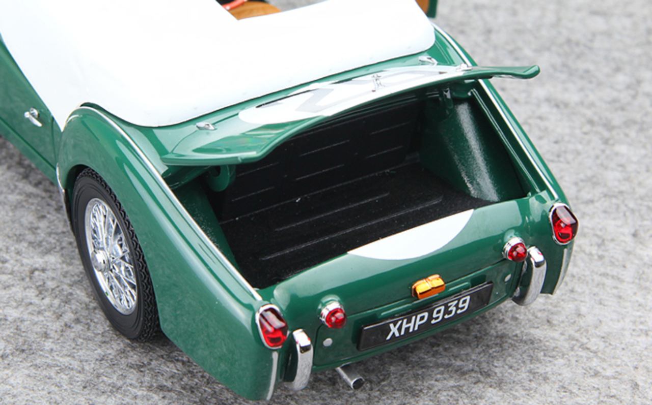 1/18 Kyosho Triumph 1959 TR3S LM No.25 (Green / White) Diecast Car Model