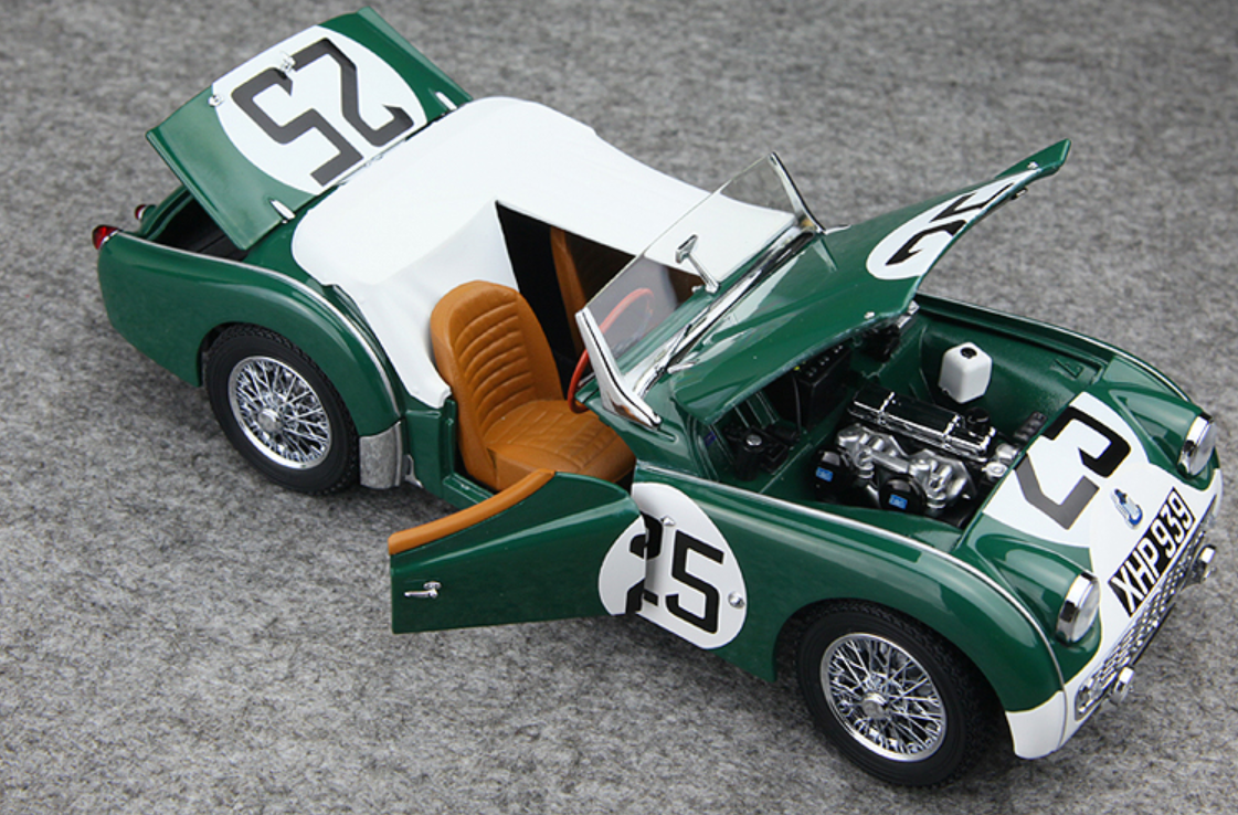 1/18 Kyosho Triumph 1959 TR3S LM No.25 (Green / White) Diecast Car