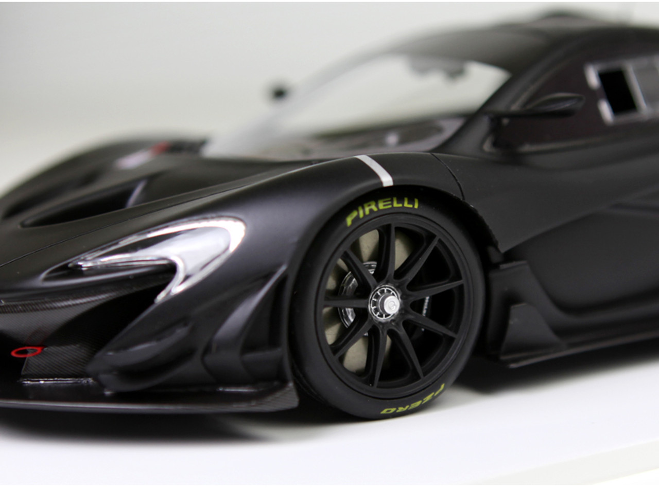 1/18 TSM 2015 McLaren P1 GTR Test Car Model Limited