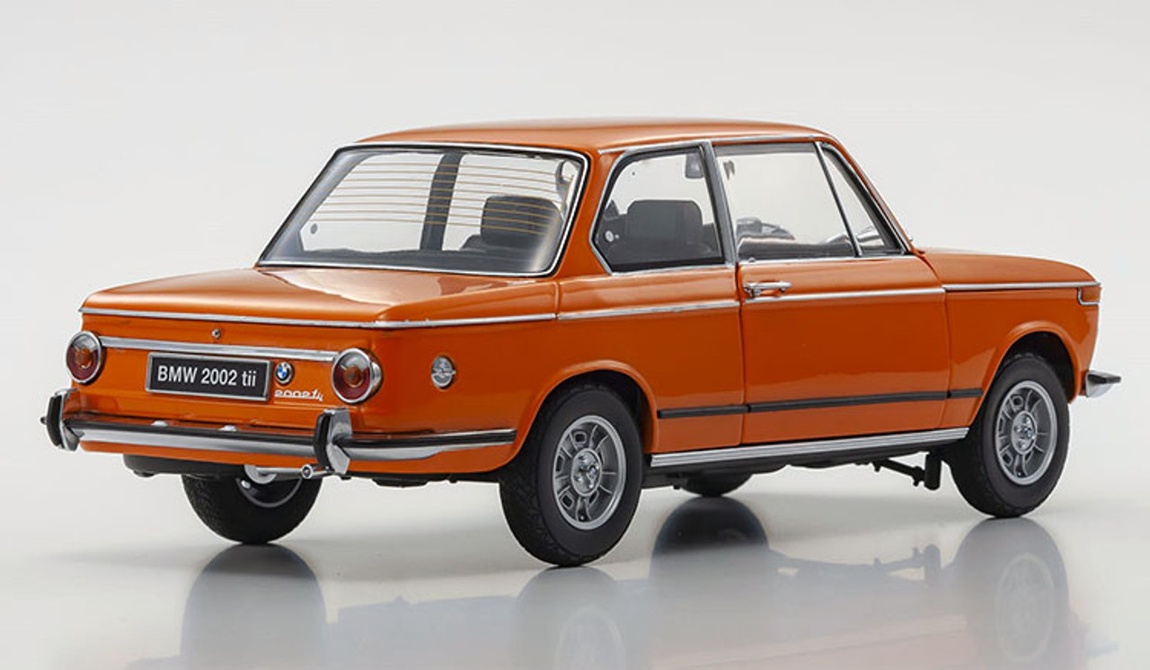 1/18 Kyosho BMW 2002 tii (Orange) Diecast Car Model