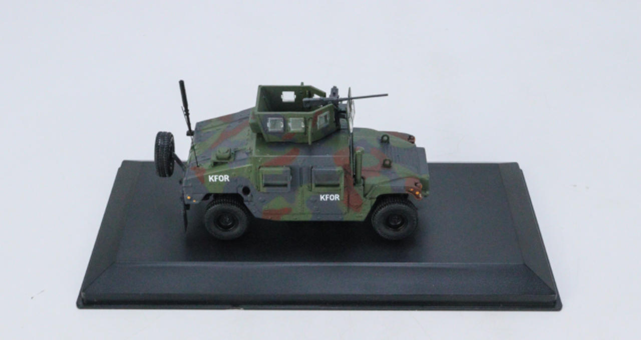 1/48 Solido M1115 HUMVEE - KFOR - Green Camo