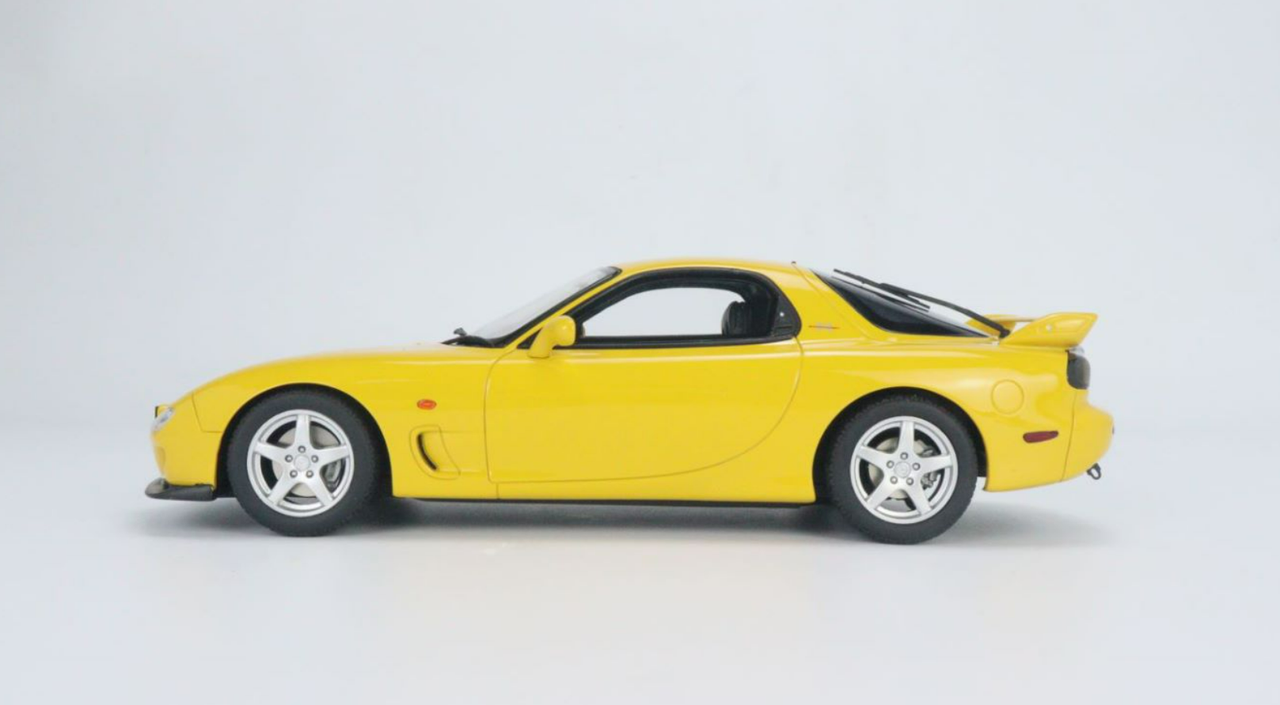 1/18 OTTO 1999 Mazda RX7 FD Type R Bathurst R (Yellow) Resin Car 