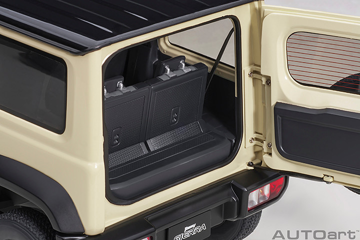 1/18 AUTOart Suzuki Jimny Sierra (JB74) (Cream Chiffon Ivory