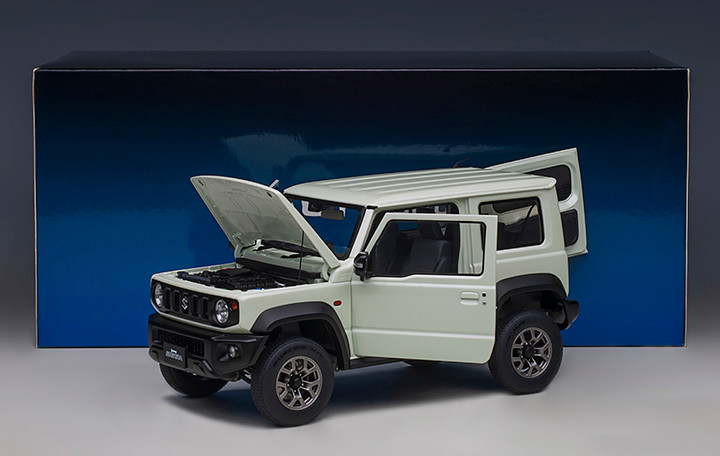 1/18 AUTOart Suzuki Jimny Sierra (JB74) (Pure White Pearl) Car